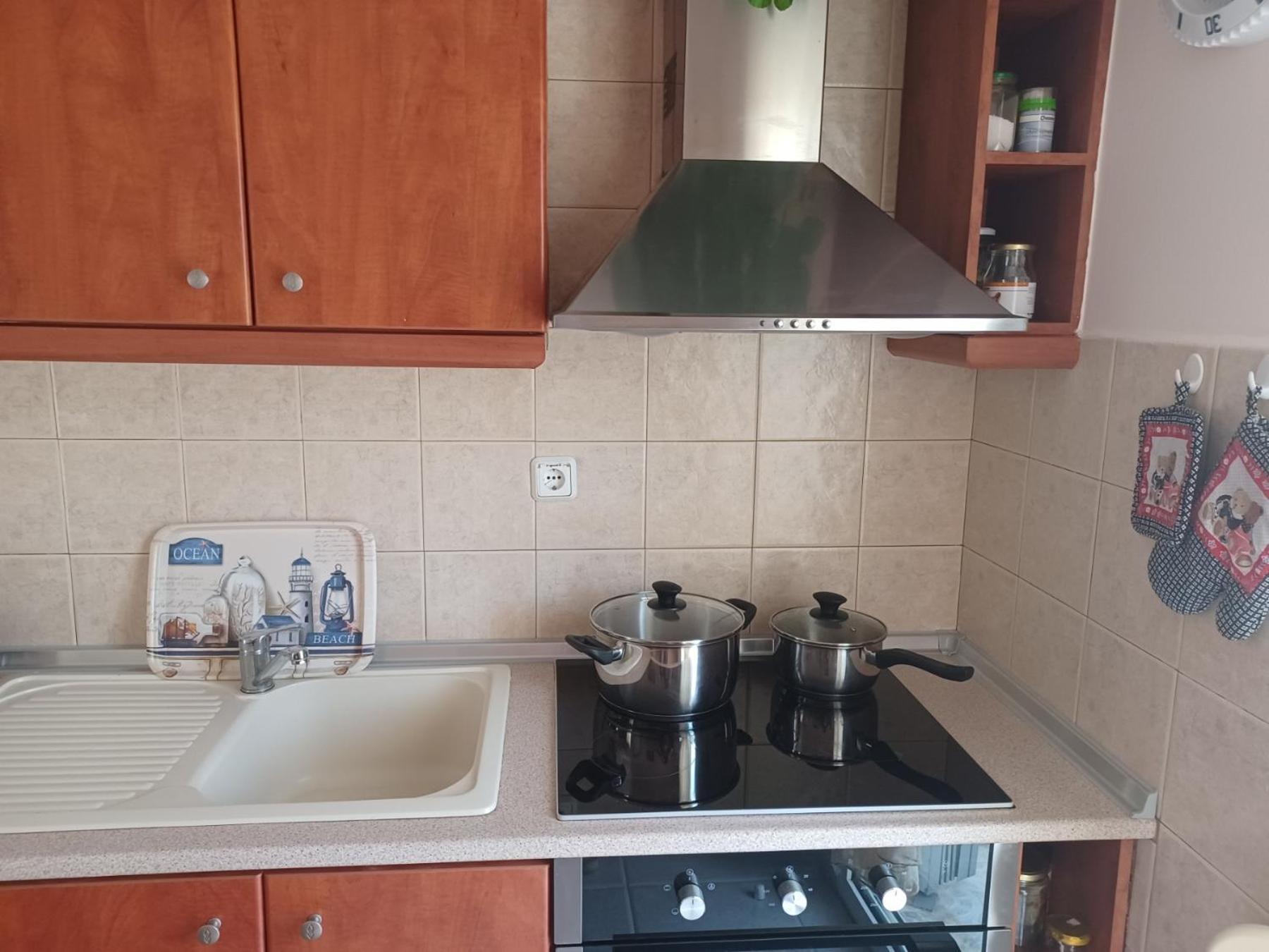 Gerakini 2Br Apt With Shared Pool ภายนอก รูปภาพ