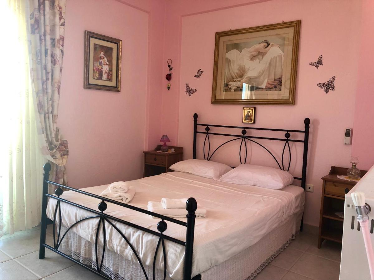 Gerakini 2Br Apt With Shared Pool ภายนอก รูปภาพ