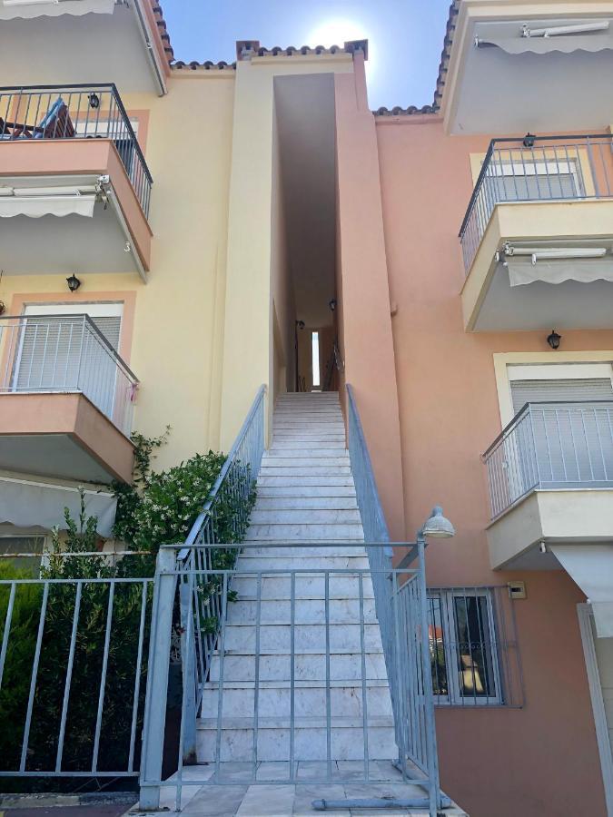Gerakini 2Br Apt With Shared Pool ภายนอก รูปภาพ